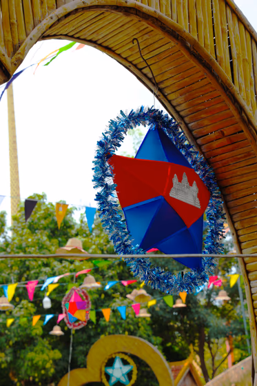 Khmer New Year Star Lantern with Cambodia Flag (កូនគោមផ្កាយ)
